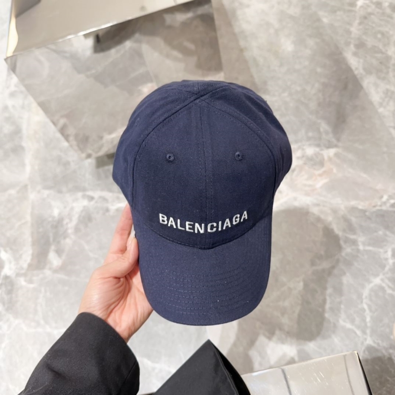 BALENCIAGA